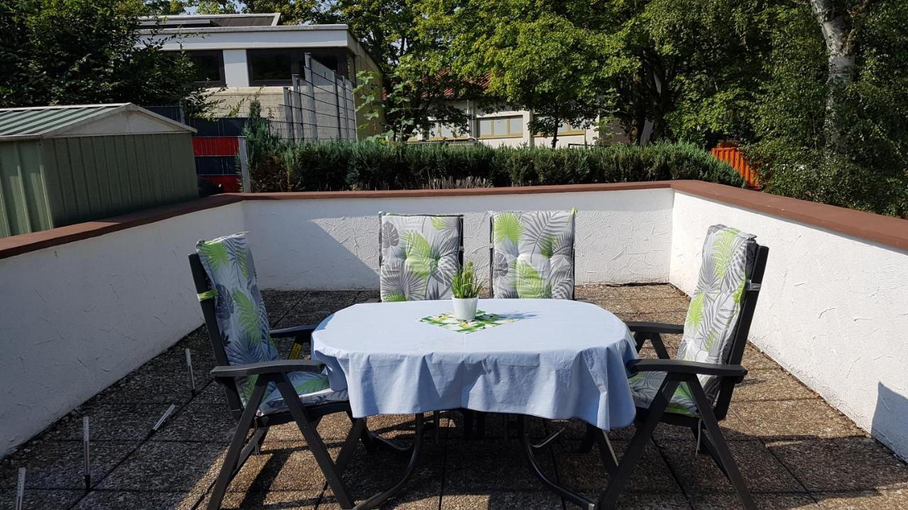 Apartamento Rentrisch Am Waldrand Sankt Ingbert Exterior foto